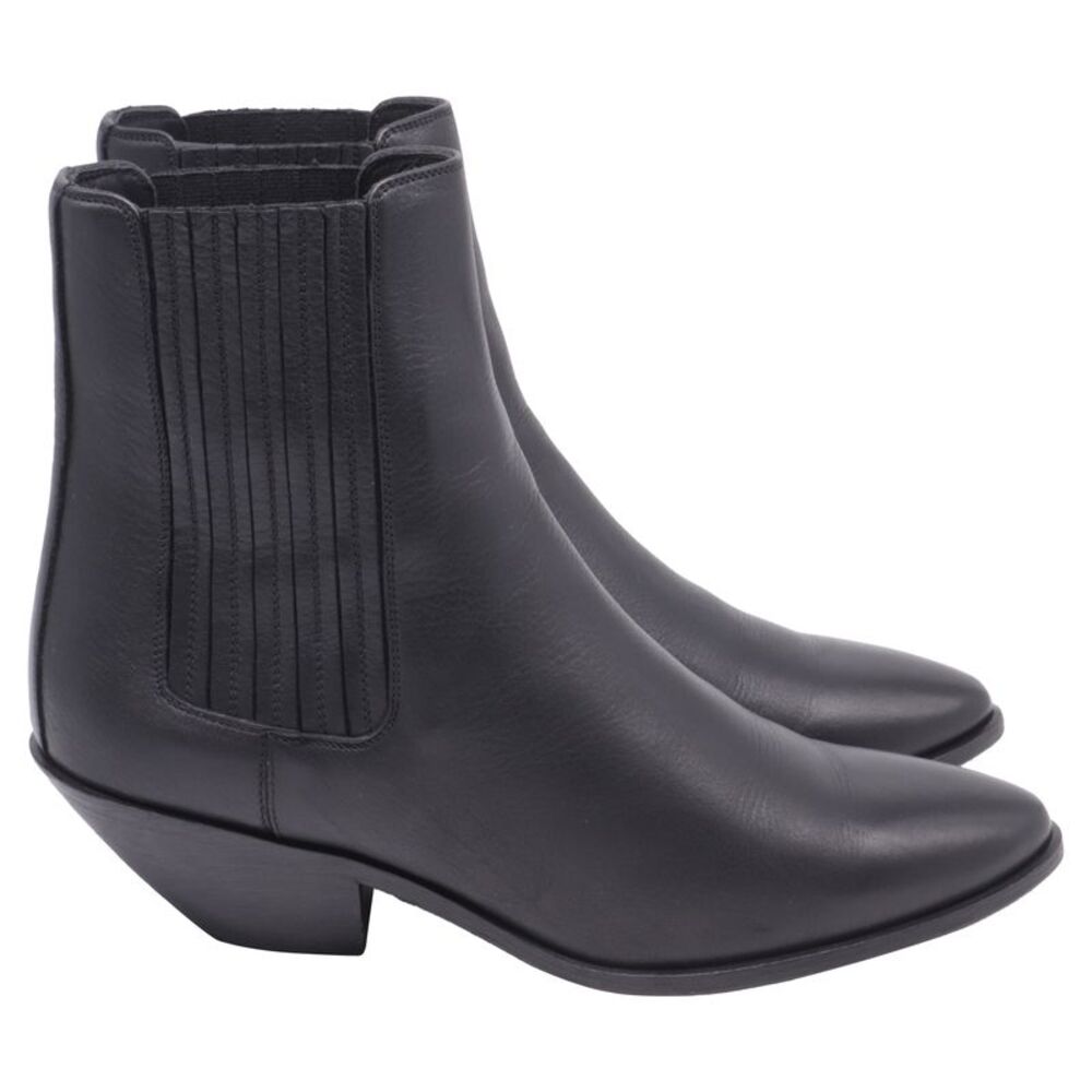 Saint Laurent West 45 Chelsea Boots in Black Leather